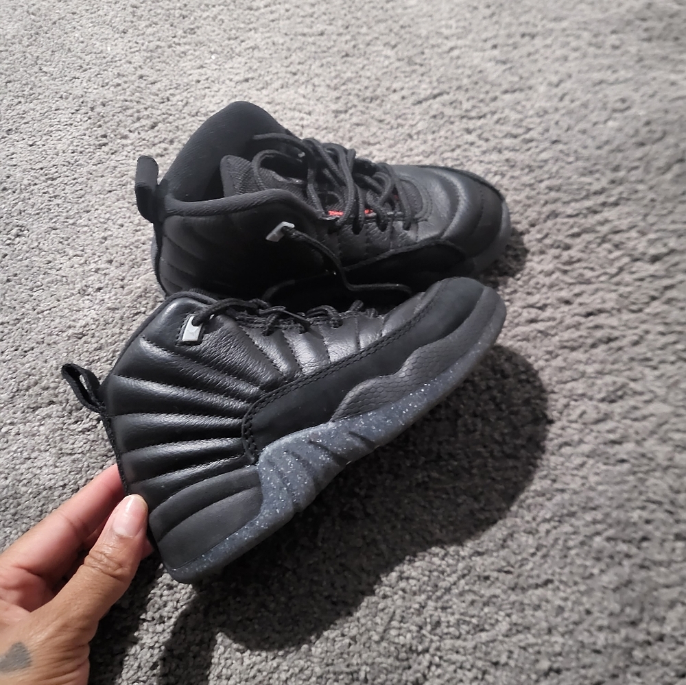 Boy shoes